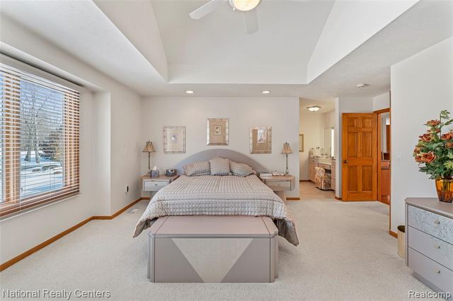 2021 Serenity Way, Commerce Twp, MI 48390