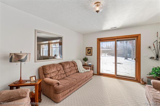 2021 Serenity Way, Commerce Twp, MI 48390