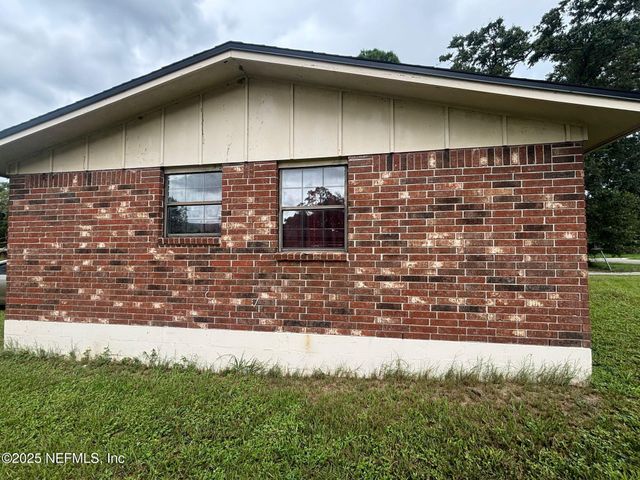 4378 FOREST Boulevard, Jacksonville, FL 32246