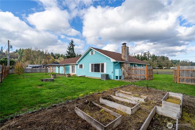 404 W Roanoke Street, Centralia, WA 98531