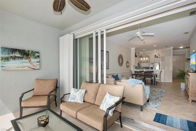 1182 Sweetwater LN 1807, Naples, FL 34110