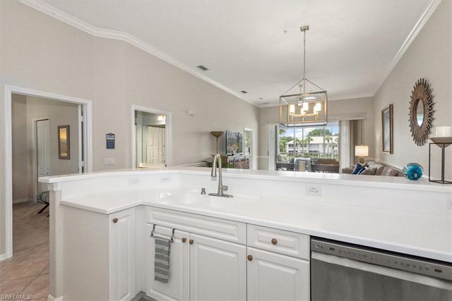 1182 Sweetwater LN 1807, Naples, FL 34110