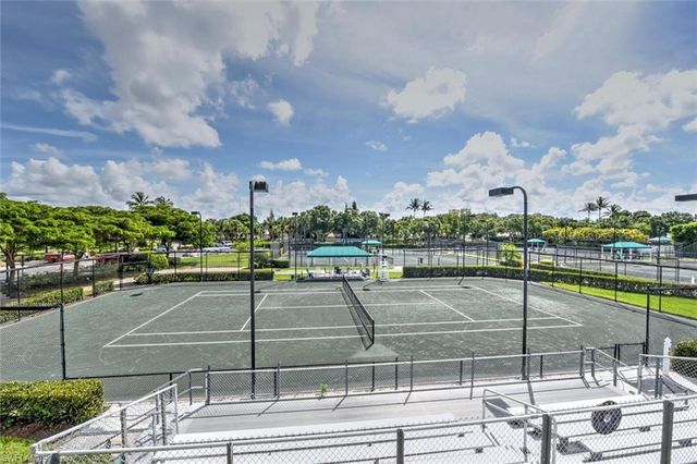 1182 Sweetwater LN 1807, Naples, FL 34110