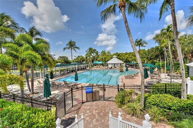 1182 Sweetwater LN 1807, Naples, FL 34110