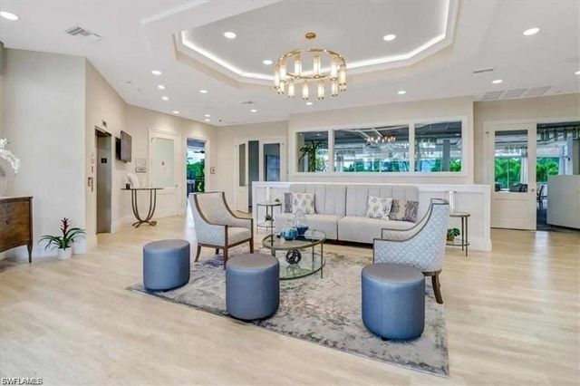 1182 Sweetwater LN 1807, Naples, FL 34110