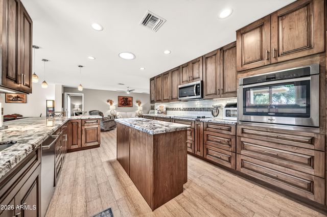 17419 N 125TH Avenue, Sun City West, AZ 85375