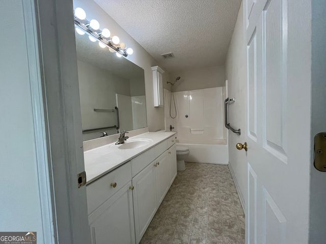 1769 Summerwoods Lane, Griffin, GA 30224