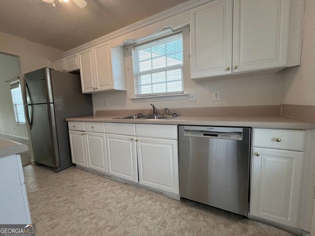 1769 Summerwoods Lane, Griffin, GA 30224