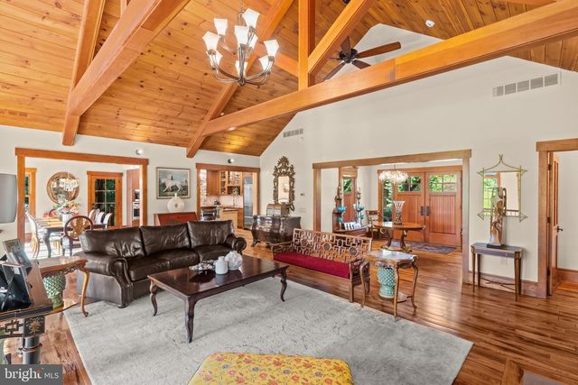 992 WORTHINGTON MILL RD, Newtown, PA 18940