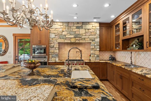 992 WORTHINGTON MILL RD, Newtown, PA 18940