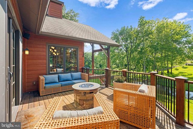 992 WORTHINGTON MILL RD, Newtown, PA 18940