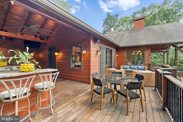 992 WORTHINGTON MILL RD, Newtown, PA 18940