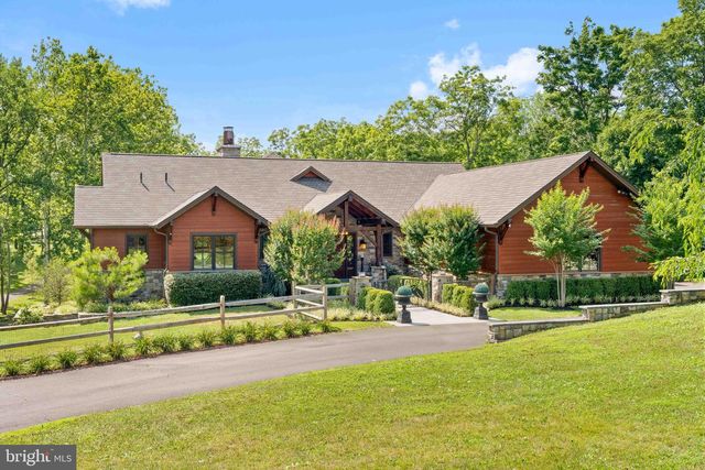992 WORTHINGTON MILL RD, Newtown, PA 18940