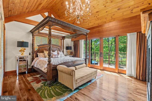 992 WORTHINGTON MILL RD, Newtown, PA 18940