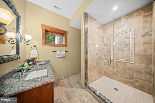 992 WORTHINGTON MILL RD, Newtown, PA 18940