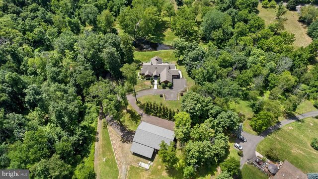 992 WORTHINGTON MILL RD, Newtown, PA 18940