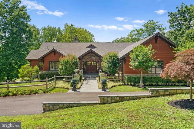992 WORTHINGTON MILL RD, Newtown, PA 18940