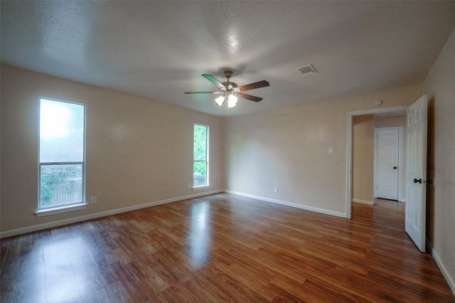 10318 Crescent Moon Drive, Houston, TX 77064