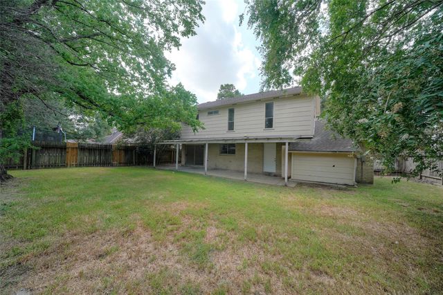 10318 Crescent Moon Drive, Houston, TX 77064