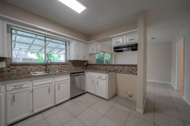 10318 Crescent Moon Drive, Houston, TX 77064