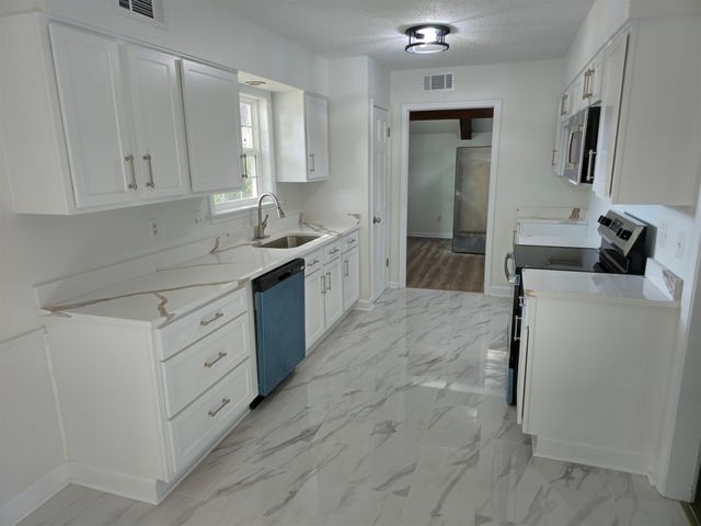 3430 MORNING LIGHT DR, Bartlett, TN 38135