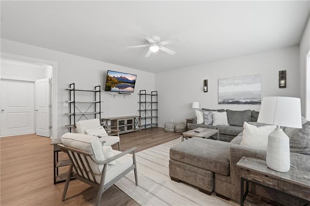 3342 Laurel Leaf Way, Buford, GA 30519