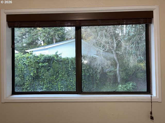 2225 MAINE Ct, North Bend, OR 97459