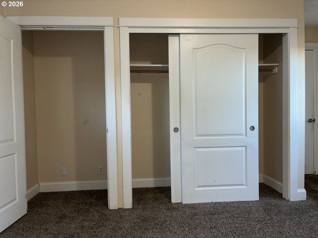 2225 MAINE Ct, North Bend, OR 97459