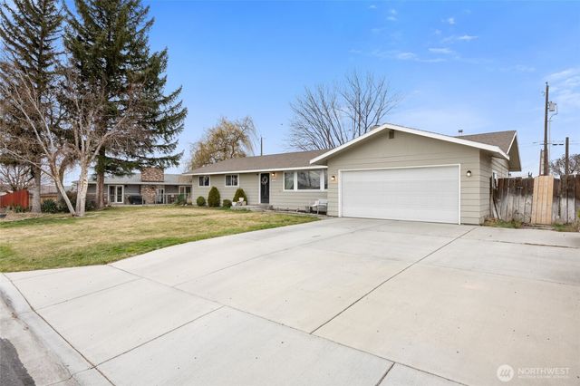 915 E Elsinore Street, Othello, WA 99344