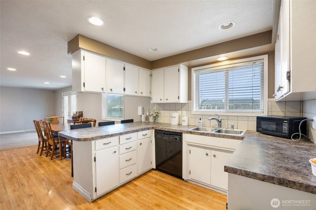 915 E Elsinore Street, Othello, WA 99344