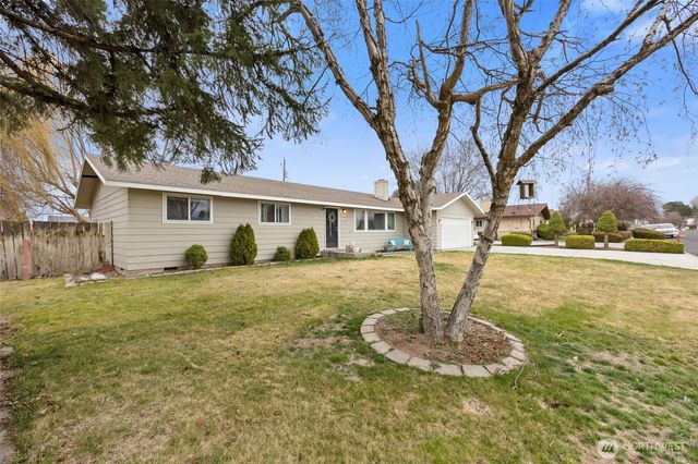 915 E Elsinore Street, Othello, WA 99344