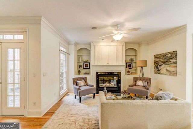 704 Longleaf Drive NE, Atlanta, GA 30342