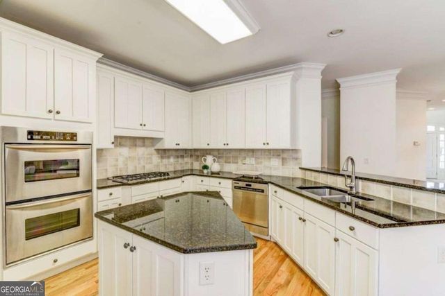 704 Longleaf Drive NE, Atlanta, GA 30342