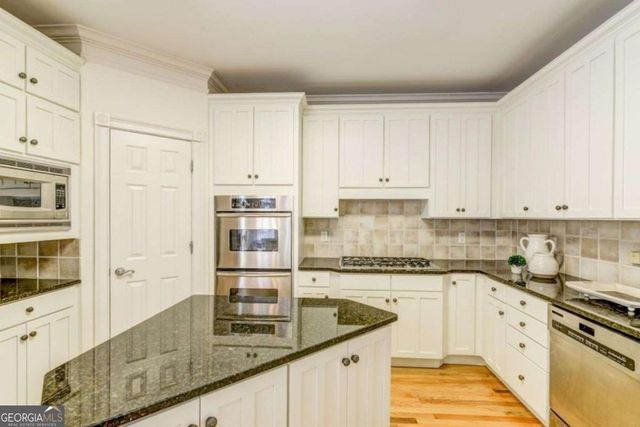 704 Longleaf Drive NE, Atlanta, GA 30342