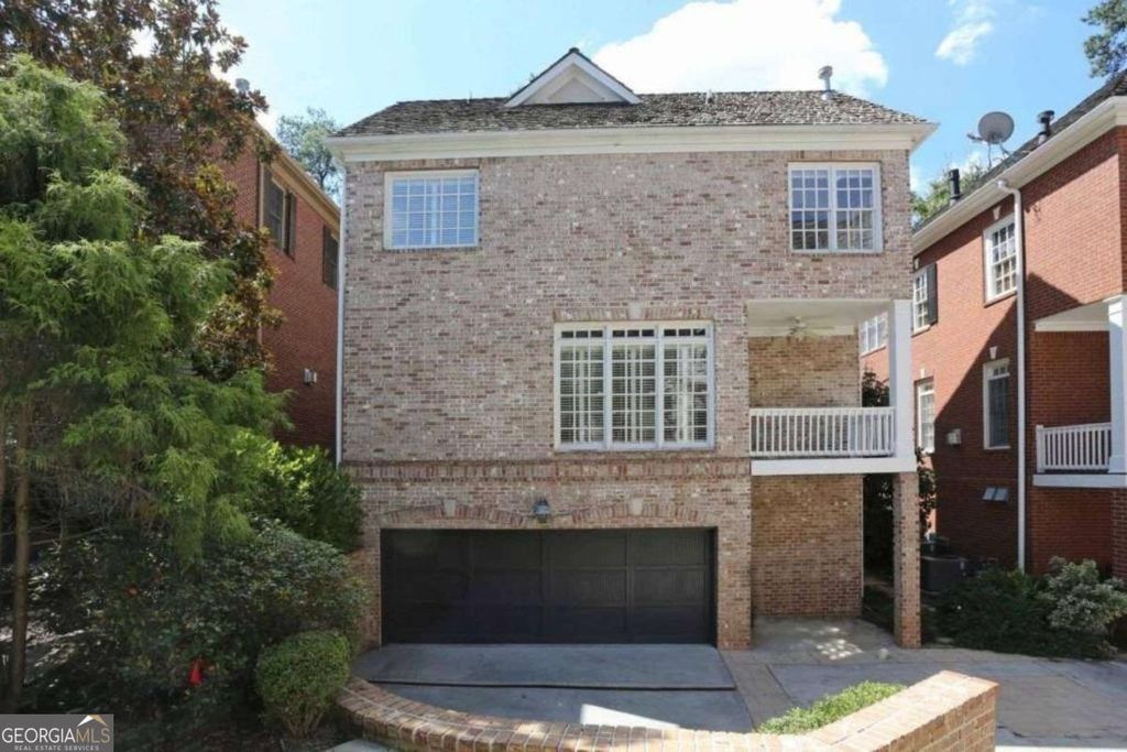 704 Longleaf Drive NE, Atlanta, GA 30342