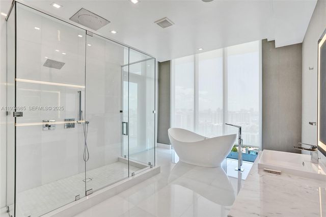 300 Sunny Isles Boulevard 4TS04, Sunny Isles Beach, FL 33160