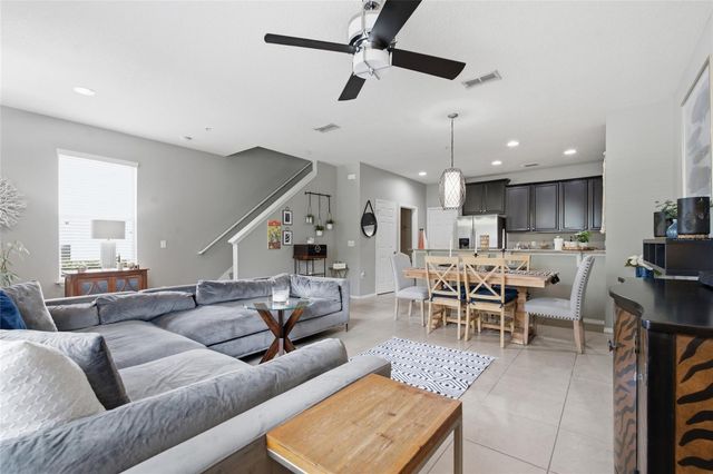 684 HOPEMORE PLACE, Casselberry, FL 32707