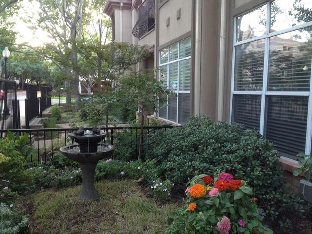 3809 Travis Street, Dallas, TX 75204