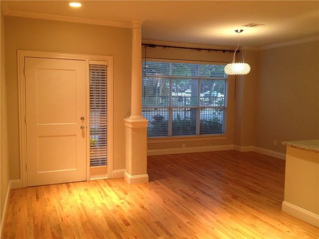 3809 Travis Street, Dallas, TX 75204