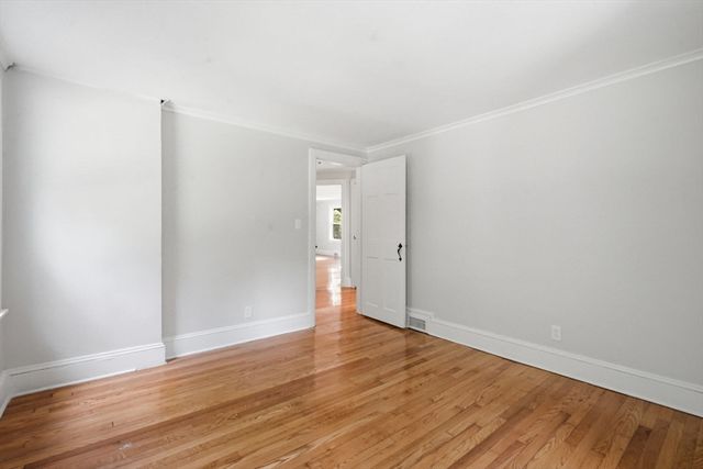 634 Glendale Rd, Wilbraham, MA 01095
