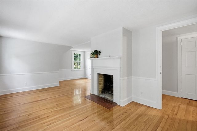 634 Glendale Rd, Wilbraham, MA 01095