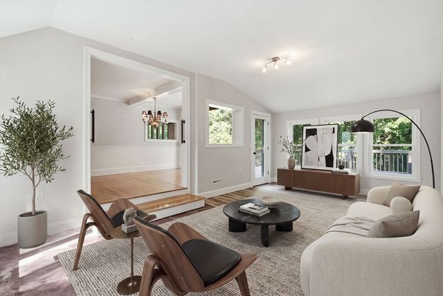 634 Glendale Rd, Wilbraham, MA 01095