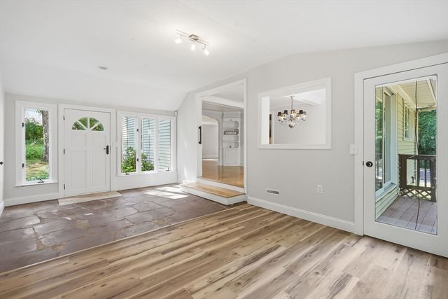 634 Glendale Rd, Wilbraham, MA 01095