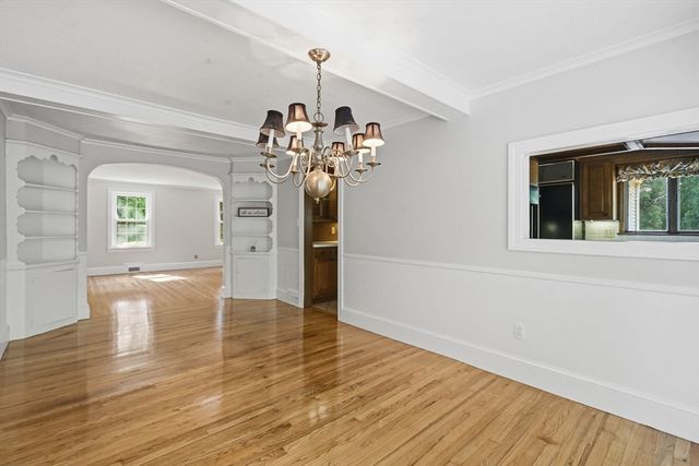634 Glendale Rd, Wilbraham, MA 01095