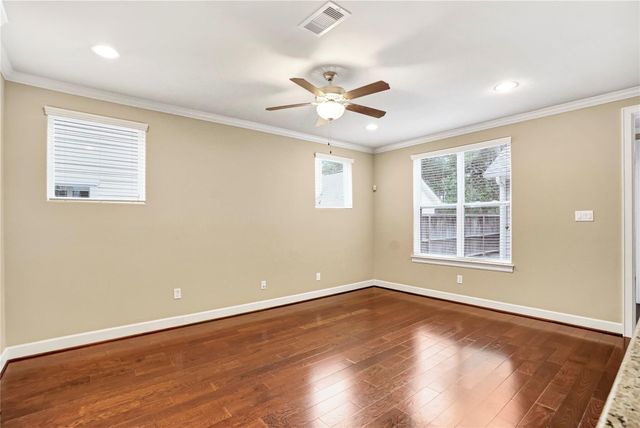 19 Kendrick Pines Boulevard, Spring, TX 77389