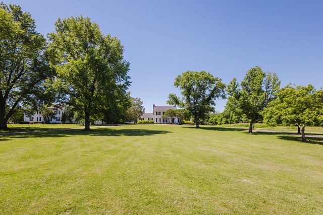 1100 NW Rutland Rd, Mount Juliet, TN 37122