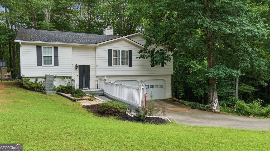 40 Cade Court, Dallas, GA 30157