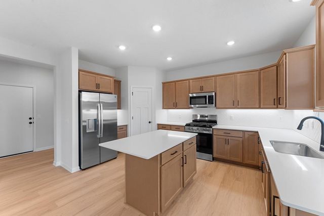 6431 Jarvis Avenue, Cottage Grove, MN 55016