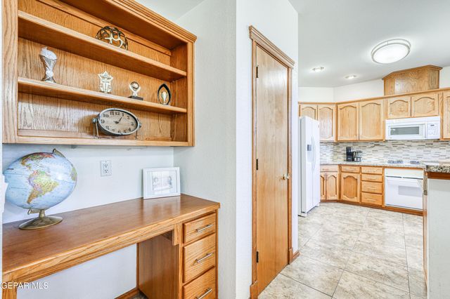 6617 Isla del Rey Drive, El Paso, TX 79912