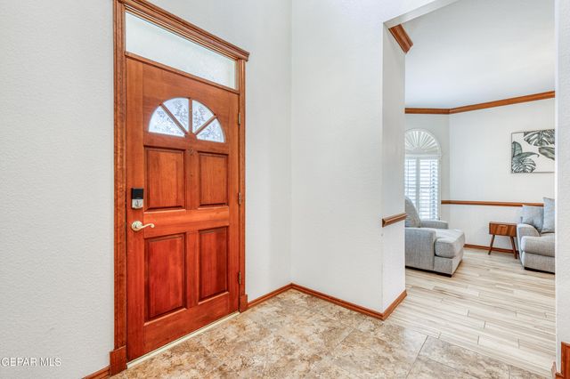 6617 Isla del Rey Drive, El Paso, TX 79912